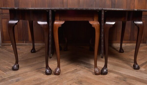 Unusual Extending 3 Part Chippendale Dining Table SAI2132 - Image 3