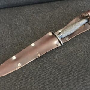 Commando dagger and leather scabbard Antique Guns, Swords & Knives