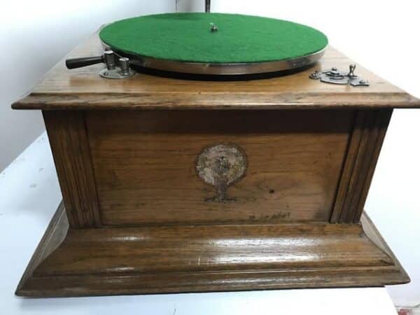 Horn Gramophone oak cased early 1900’s Antique Musical Instruments 12