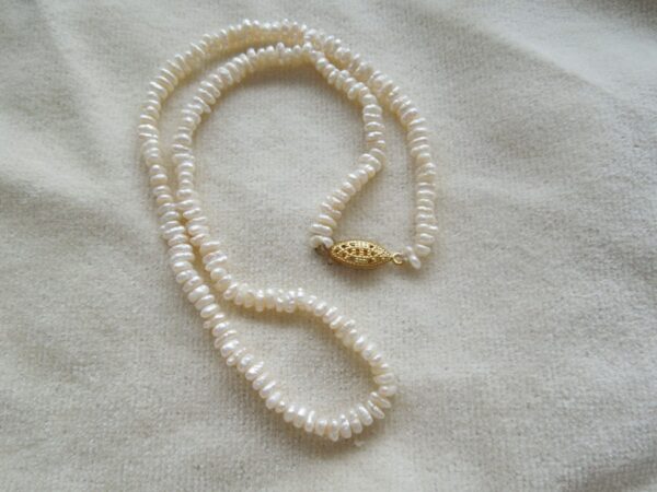 Small Freshwater Pearl Necklace