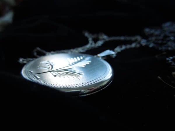 Silver Locket on Chain - Image 4