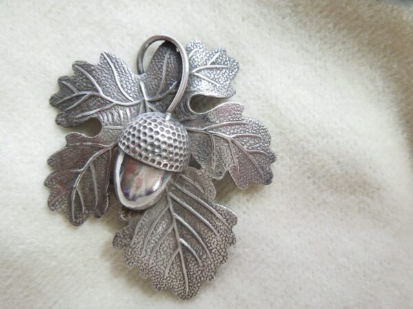 Silver Acorn & Oak Leaf Brooch - Image 2
