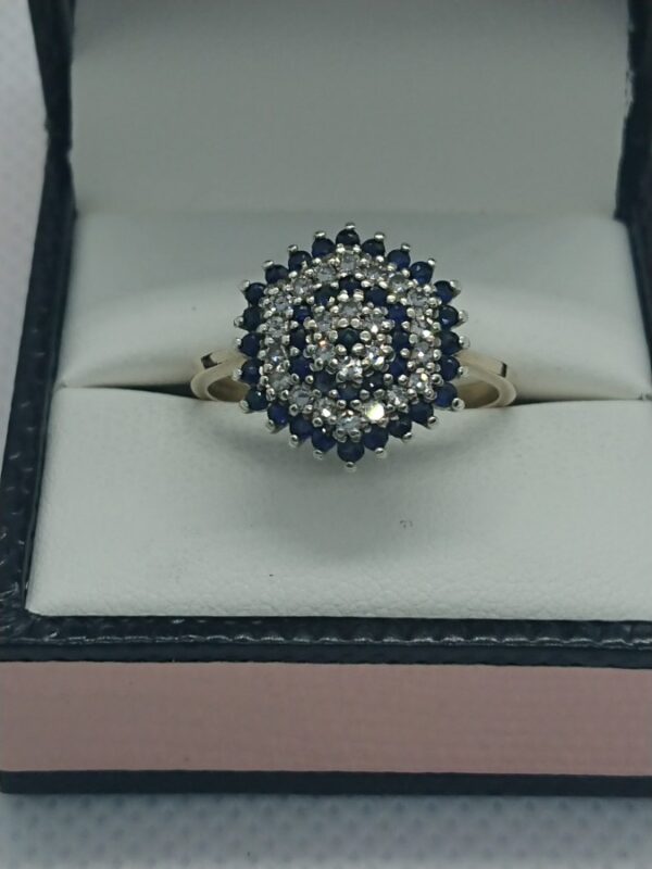 Vintage 9ct Gold Diamond and Sapphire Cluster Ring Cluster Ring Antique Jewellery 3