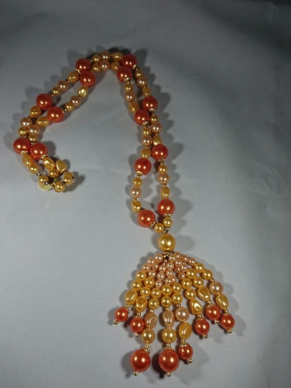 Fun Vintage 1950's Orange Faux Pearl Bead Necklace - Image 2