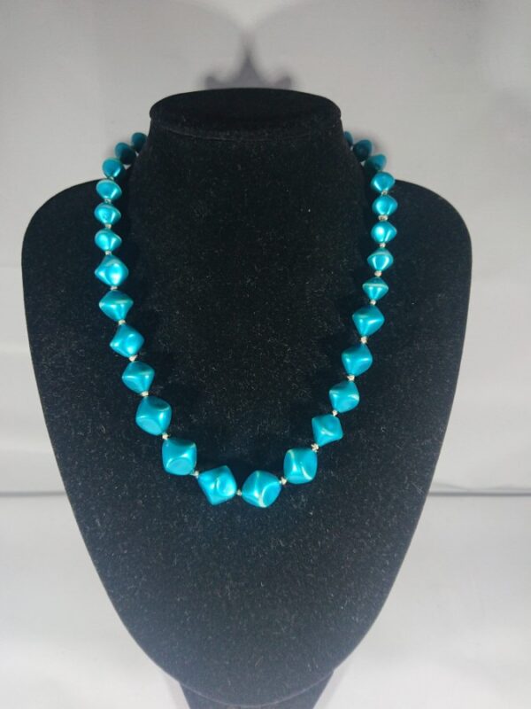 1950's Dark Turquoise Faux Pearl Bead Necklace