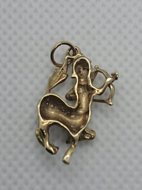 9ct Gold Sagittarius Charm - Image 2