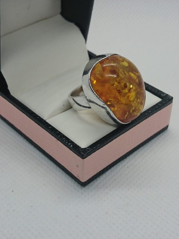 Chunky Silver Amber Ring - Image 3