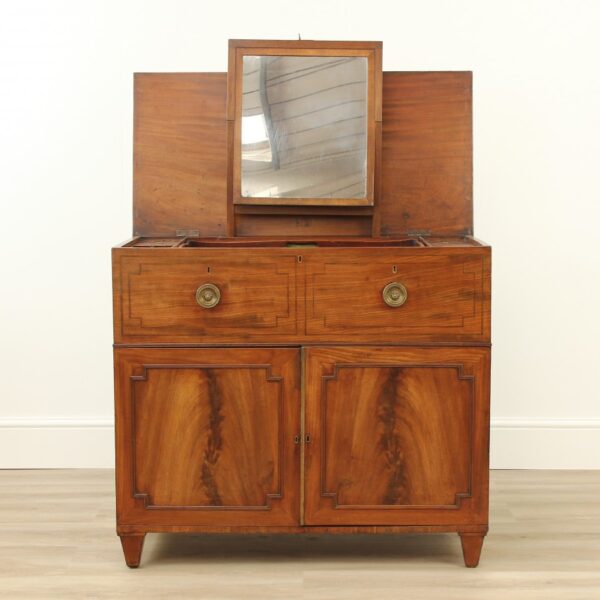 Georgian Mahogany Gentleman's Washstand Chest - Image 5