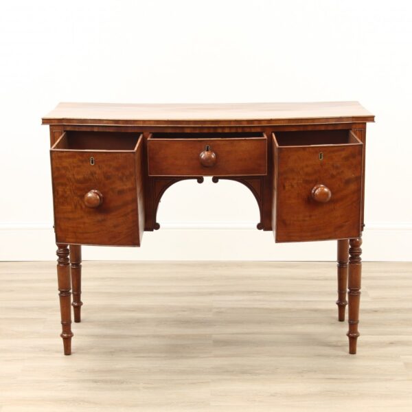 Georgian (Regency Period) Mahogany Small Sideboard/Desk - Image 5