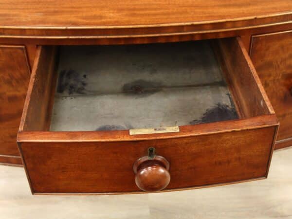 Georgian (Regency Period) Mahogany Small Sideboard/Desk - Image 13