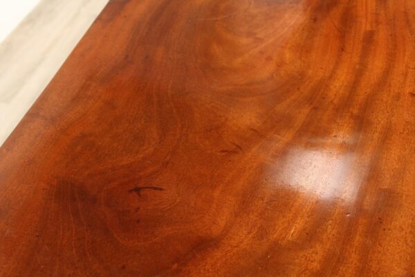 Georgian (Regency Period) Mahogany Small Sideboard/Desk - Image 14