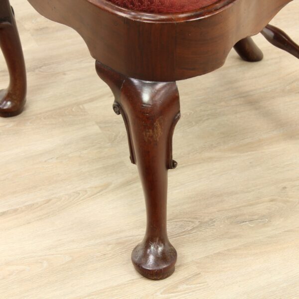 A Pair of George 1st Mahogany Chairs (Circa 1720) - Image 17