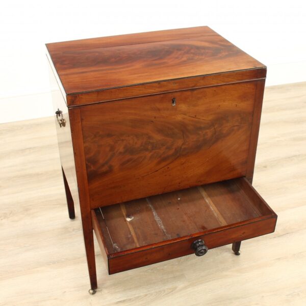 Regency Period Flame Mahogany Cellarette - Image 7