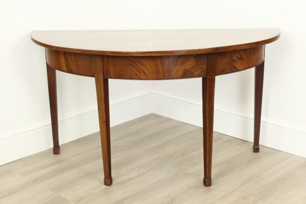 A Pair of Georgian Mahogany Semi Circle Console Tables - Image 4