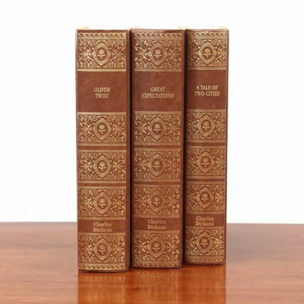 Edwardian Walnut Bookcase with 32 leather bound Charles Dickins Books (21 stories) - Image 6