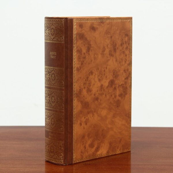 Edwardian Walnut Bookcase with 32 leather bound Charles Dickins Books (21 stories) - Image 7