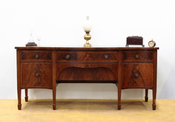 George III Serpentine Flamed Mahogany Sideboard - Image 2