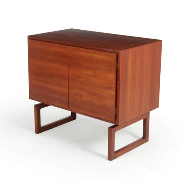 Danish Modern two door Teak Sideboard by Mogens Kold MK511 antique sideboard Antique Sideboards 17