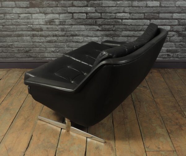 Danish Mid Century Leather Sofa by Werner Langenfeld for ESA - Image 12
