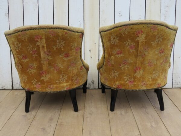 Pair Antique French Tub Armchairs For Re-upholstery armchairs Antique Chairs 8