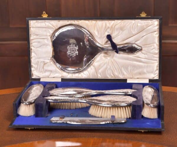 Walker And Hall Silver Dressing Table Set SAI2232 Antique Furniture 3