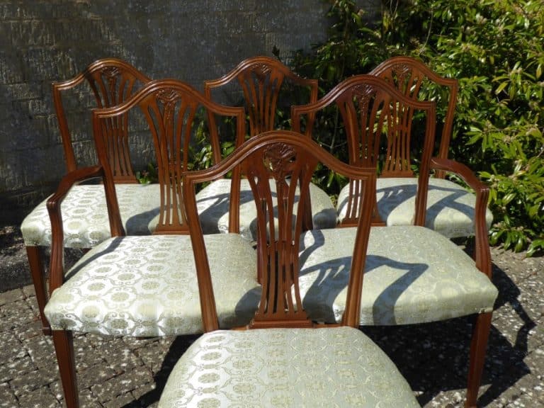 Set of 6 mahogany dining chairs including 2 carvers circa 1880.