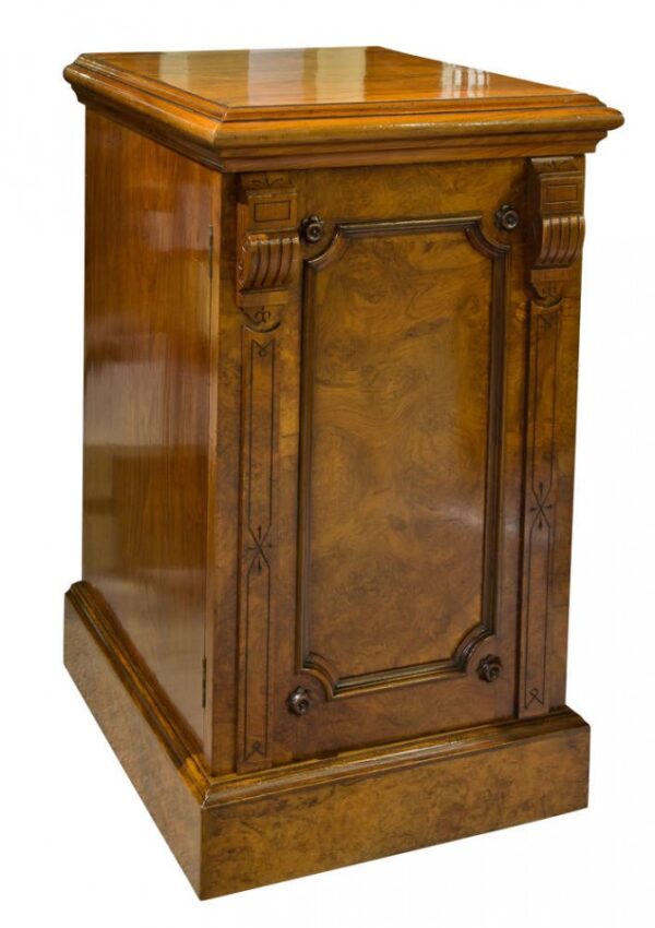 A fine pair of Victorian walnut pedestals c1870 Antique Cabinets 11