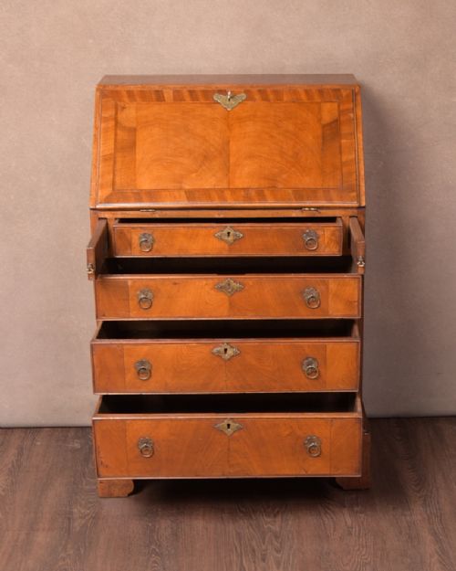 19th Century Walnut Writing Bureau Of Excellent Proportions SAI1622 Antique Furniture 10