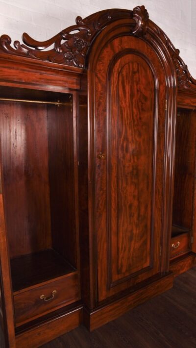 Stunning 3 Door Scottish Victorian Breakfront Wardrobe SAI3 - Image 17