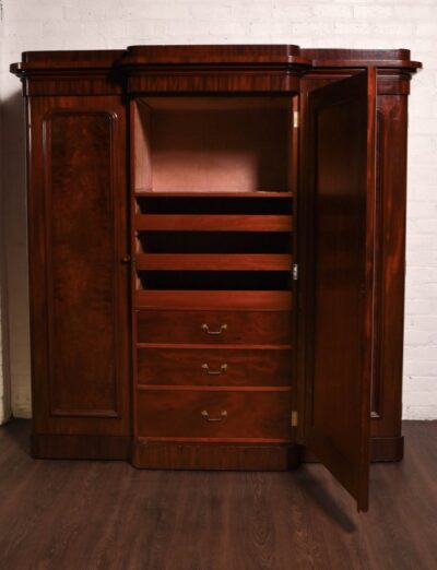 Impressive Victorian Mirror Door Break Front Wardrobe SAI1129 - Image 3