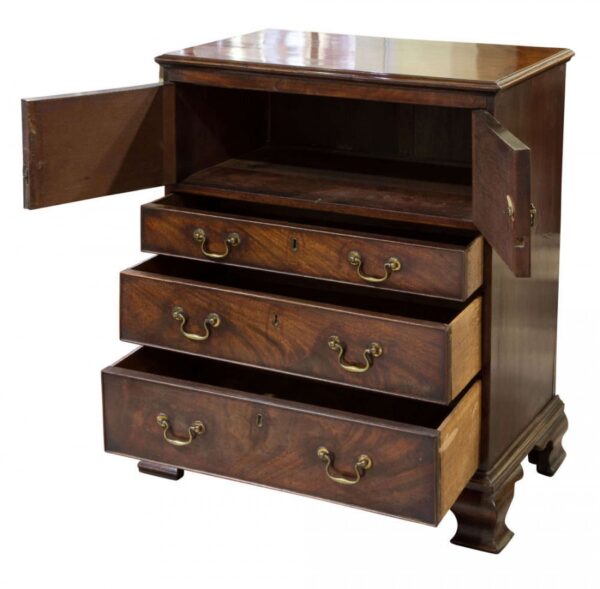 Geo III mahogany bedside table c1780 Antique Draws 9