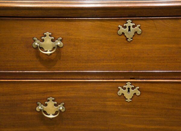 George III mahogany chest of drawers circa 1790 - Image 3