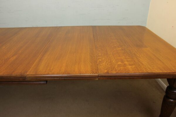 Antique Victorian Oak Extending Dining Table Eight to Ten Seater. - Image 13