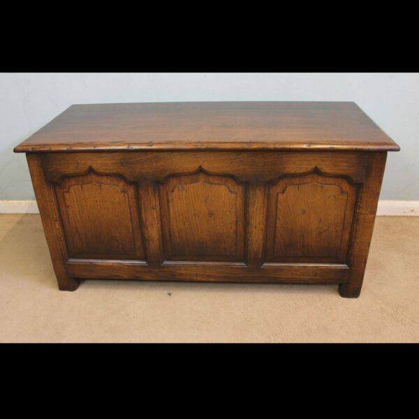 Oak Blanket Chest Coffer