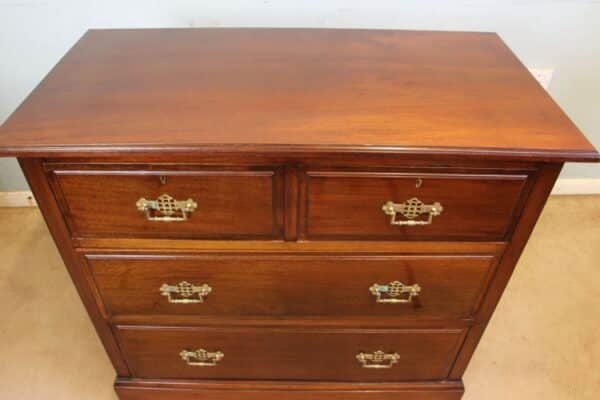 Antique Walnut Chest of Drawers. - Image 7