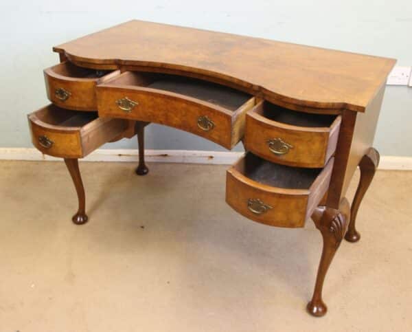 Antique Burr Walnut Writing Desk Side Table / Dressing Table Antique Antique Desks 15