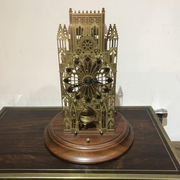 Cathedral skeleton glass dome clock - Image 2