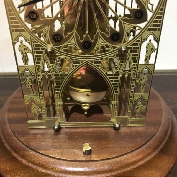 Cathedral skeleton glass dome clock - Image 4