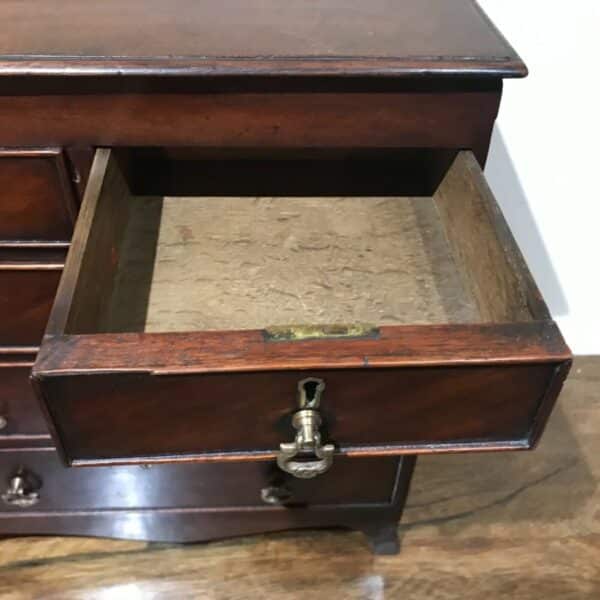 Apprentice piece, Georgian chest of mahogany draws Antique Draws 8