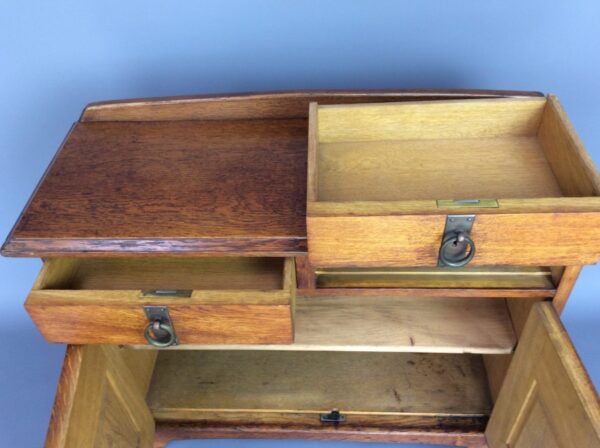 Arts and Crafts Oak Cupboard - Image 7