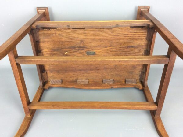 Arts and Crafts Window Seat - Image 4