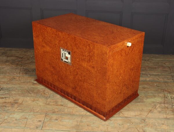 French Art Deco Ladies Desk in Amboyna - Image 9