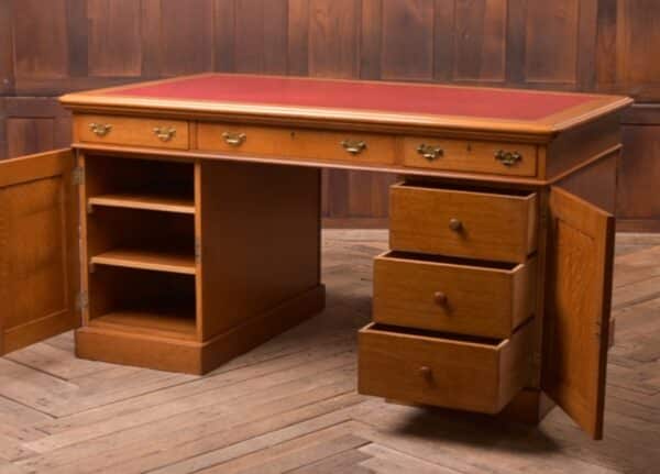 Golden Oak Partners Desk J & T Scott Of Edinburgh SAI2275 Antique Desks 12