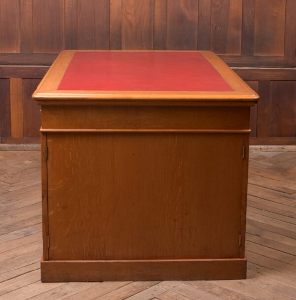 Golden Oak Partners Desk J & T Scott Of Edinburgh SAI2275 Antique Desks 15