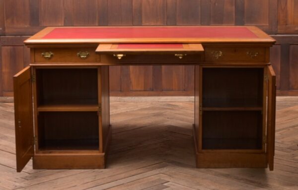 Golden Oak Partners Desk J & T Scott Of Edinburgh SAI2275 Antique Desks 16