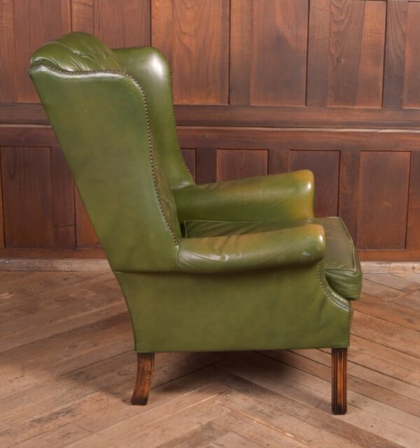 Chesterfield Wing Back Leather Chair SAI2287 - Image 7