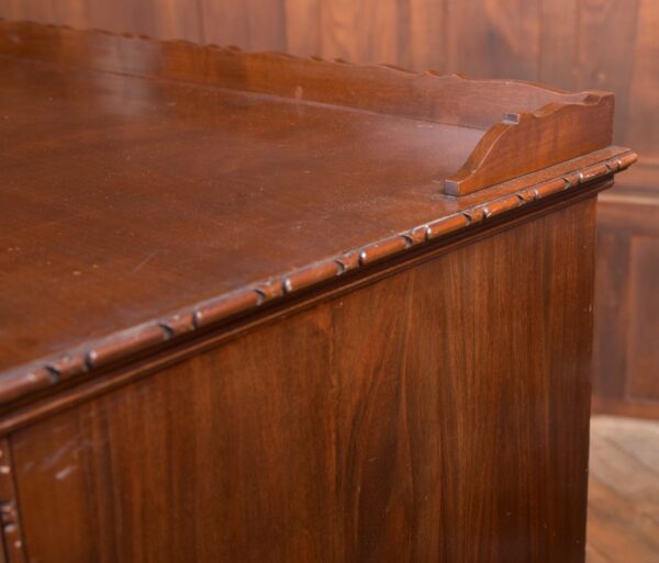 Edwardian Flame Mahogany Edwardian Flame Mahogany Front 2 Over 3 Chest SAI2285 - Image 4