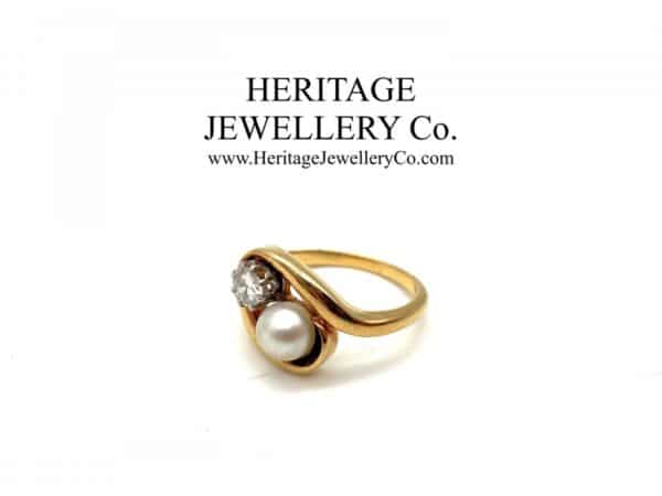 Antique Gold, Diamond & Pearl Cross Over Ring - Image 5