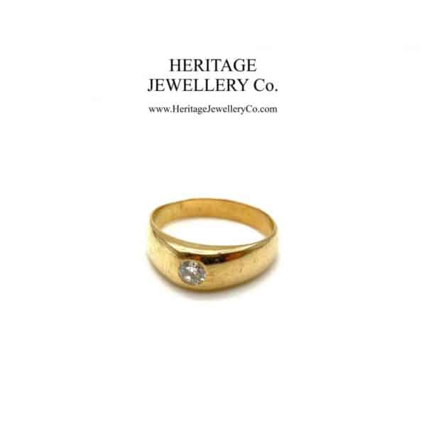 Antique 0.25ct Diamond Gypsy Ring - Image 3