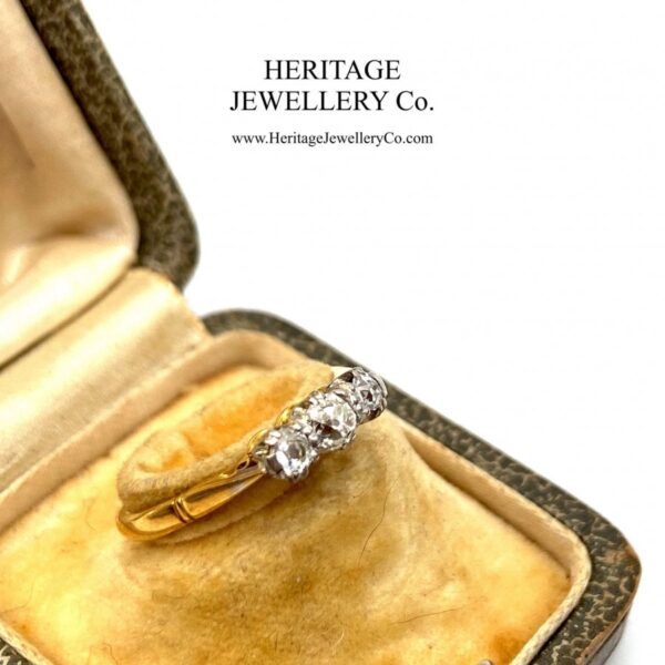 Vintage 3-Stone Diamond Ring - Image 3